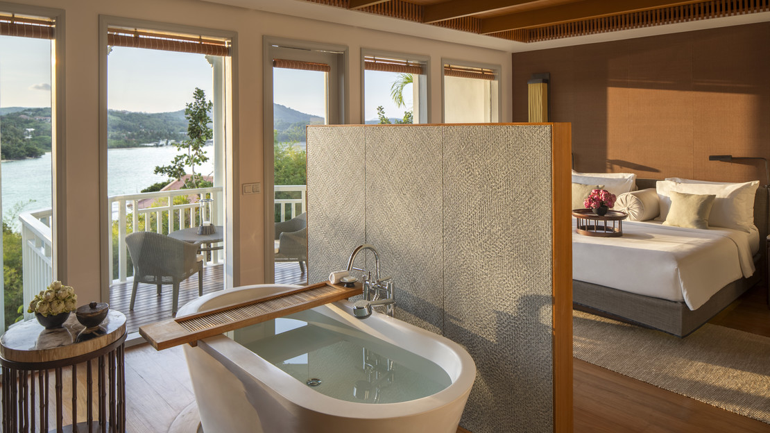 Premier Sea View Room